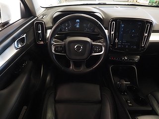 SUV Volvo XC40 16 av 21