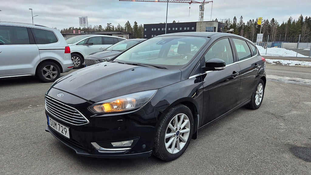Ford Focus 1.0 EcoBoost Titanium EU6 Nybes Ny kamrem/service 