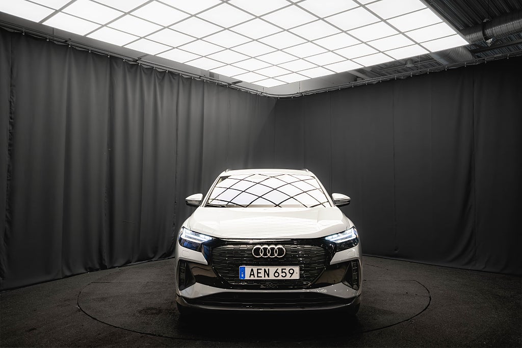 Audi Q4 e-tron 50 QUATTRO PRO ADVANCED 20 LÄDER DRAG KAMERA SONOS MOM