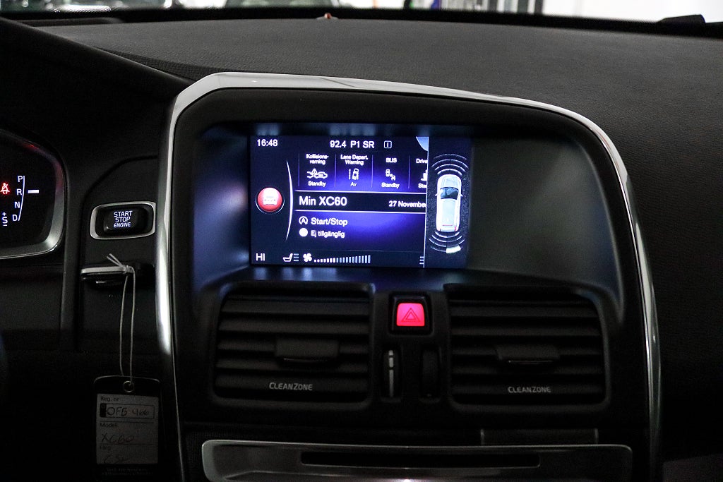 Volvo XC60 D4 AWD R-Design BLIS VOC 1-Brukare Värmare Drag