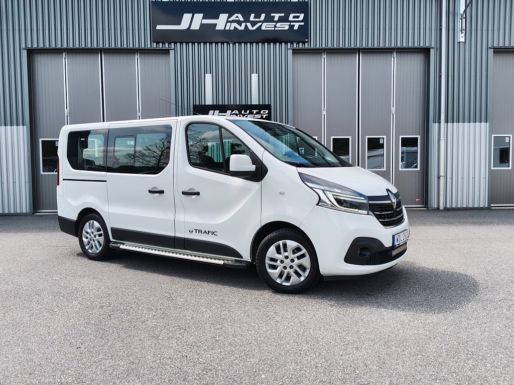 Renault Trafic Kombi 2.0 dCi 170Hk  Automat 8 Sits Moms Värmare Drag 