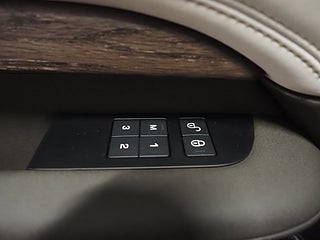 SUV Land Rover Discovery 23 av 31