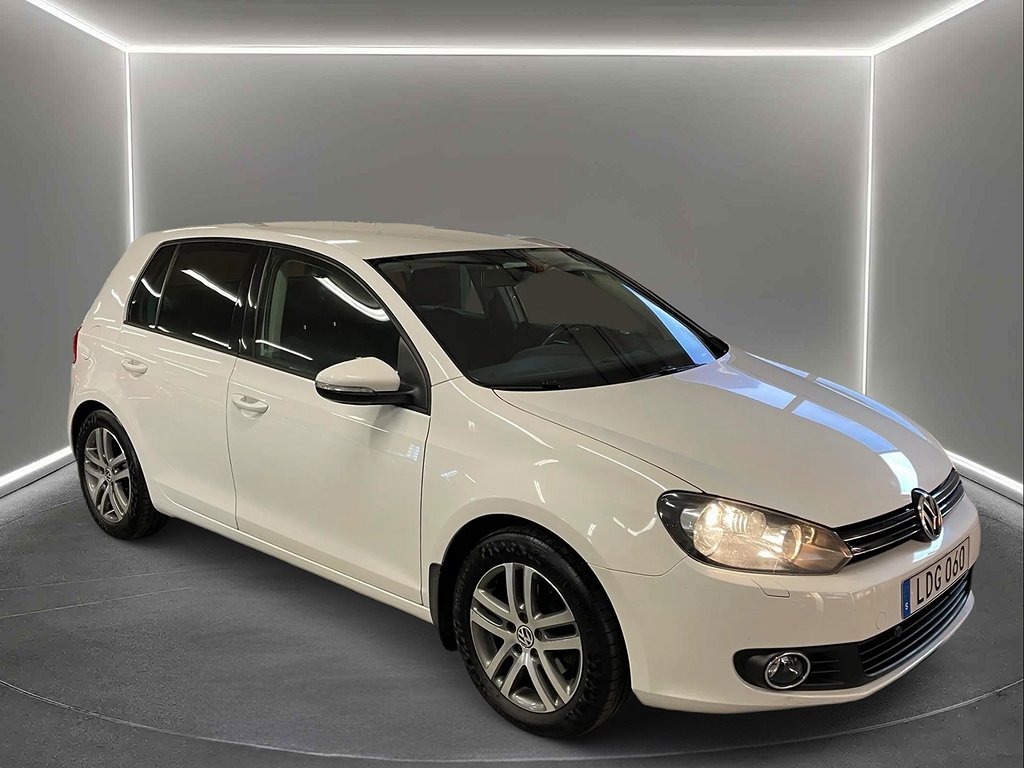 Volkswagen Golf 1.6 TDI BMT Nykamrem/ Dragkrok/ Motorvärmare