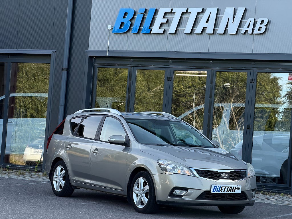Kia Ceed cee'd_sw 1.6 CRDi Kombi ECO Euro 5 / Dragkrok