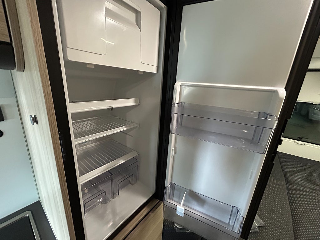 Sun Living V 65 SL / AC / Drag / Inverter / Solcell / LED ljusramp /  - Sun Living