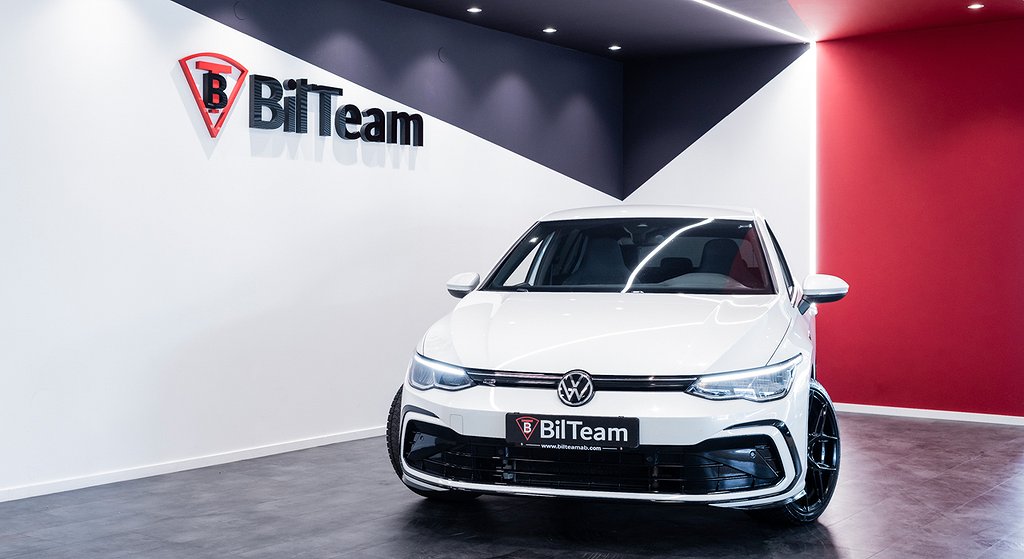 Volkswagen Golf 2.0 TDI DSG Sekventiell Premium R-Line