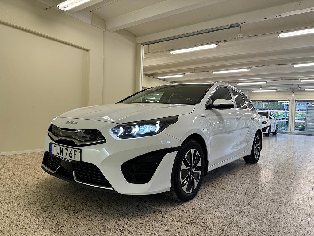 Kia CEED SW Plug-in Hybrid DCT, 141hk Advance