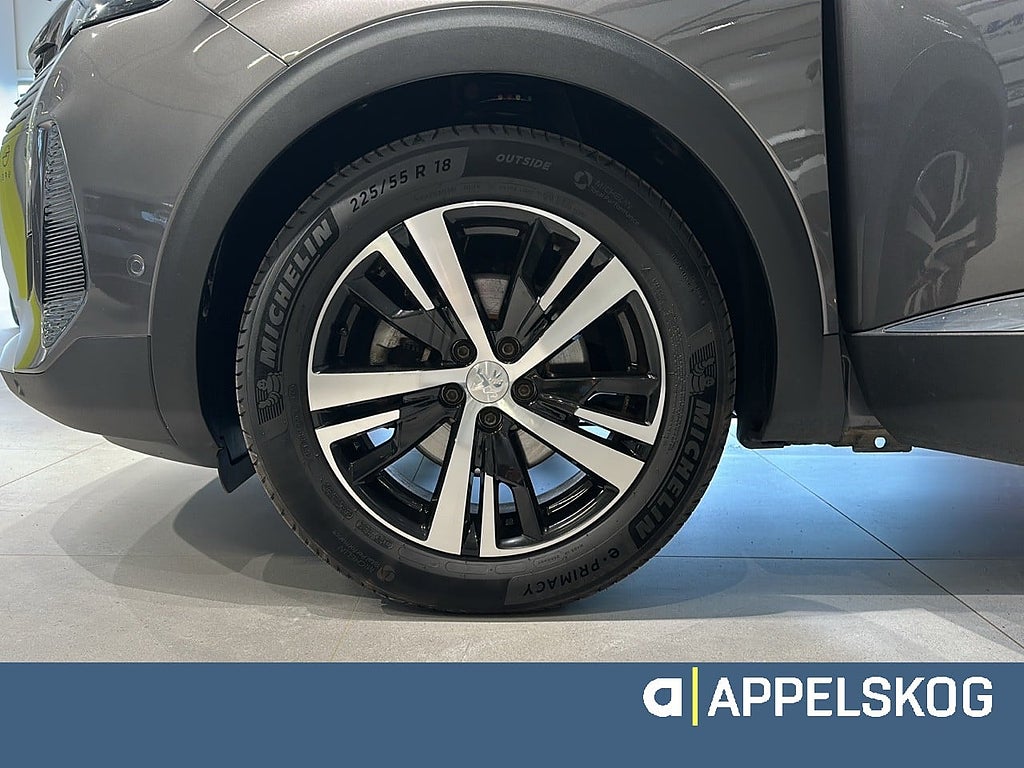 Peugeot 3008 Allure PureTech 130 AUT |RÄNTA 3,99%|V-HJUL INGÅR| thumbnail