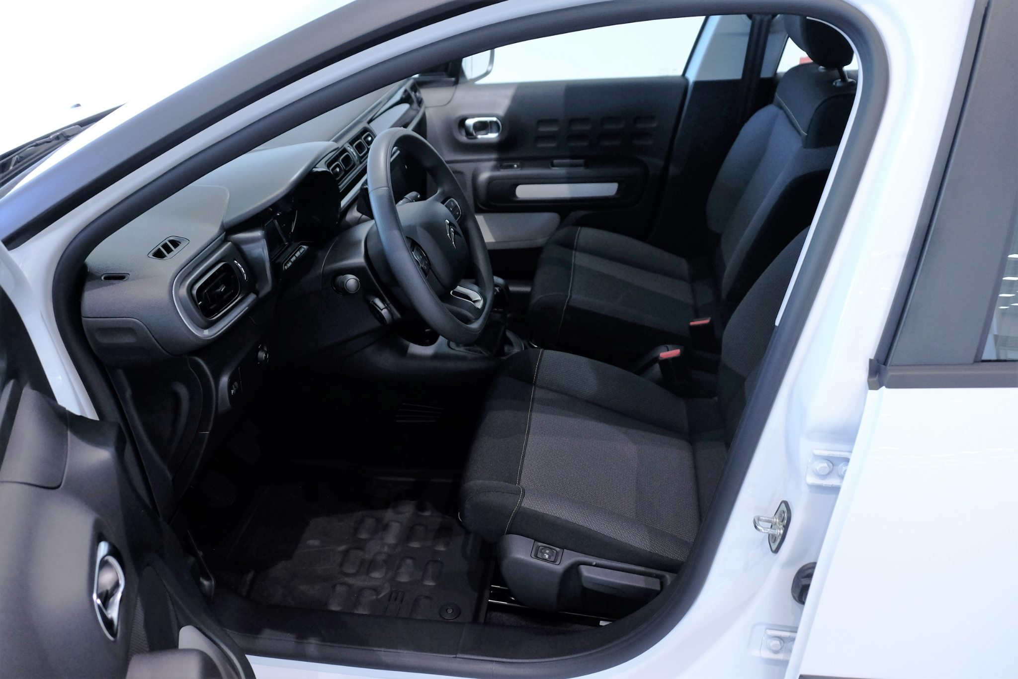 Citroen C3 Feel 82hk 2023, bild 4/51