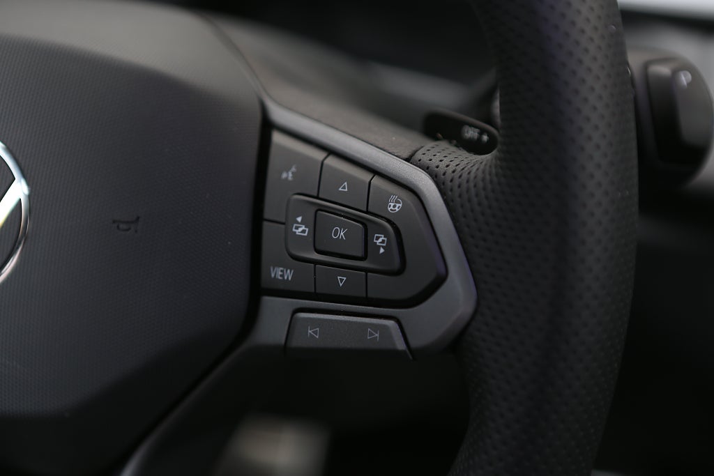 Volkswagen Tayron 2,0 TDI 4M R-Line 7-Sits Värme Drag VAT 2025