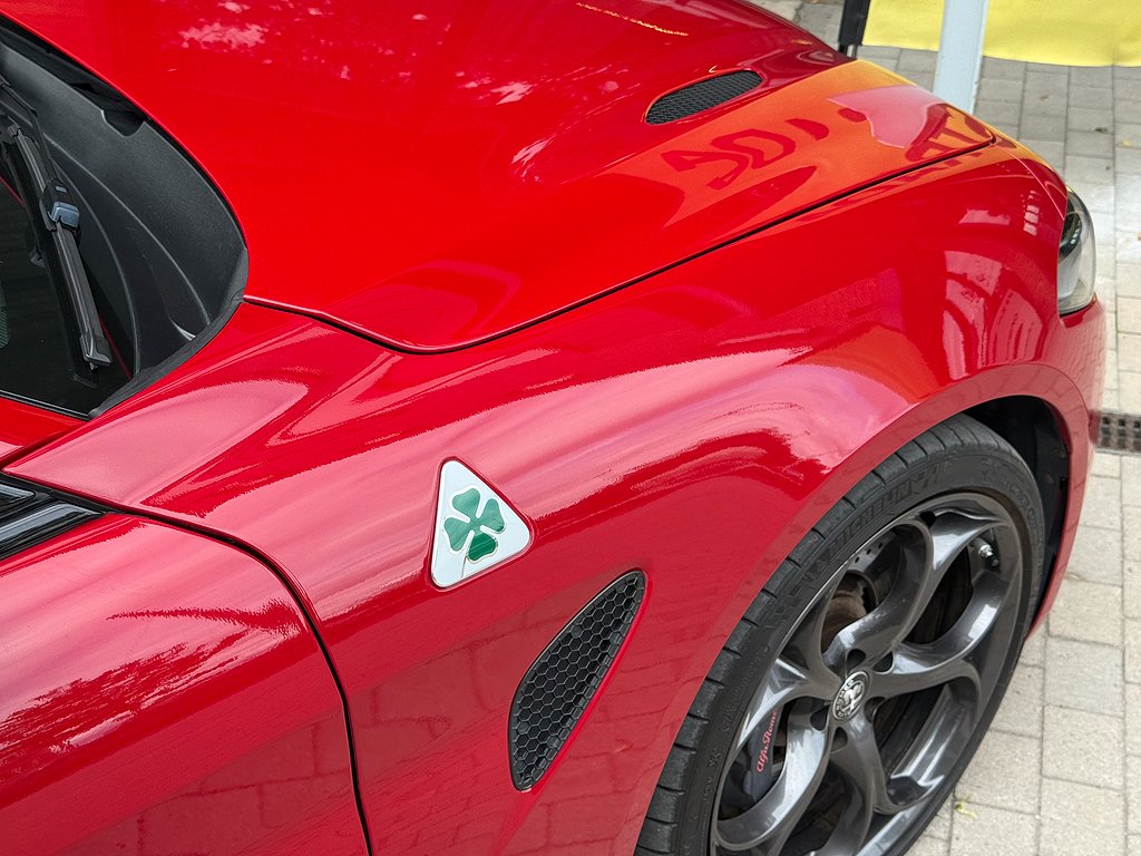 Alfa Romeo Giulia Quadrifoglio Automatisk, 8-trinn, 510ps, 2019