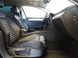 Kombi Volkswagen Passat 10 av 25