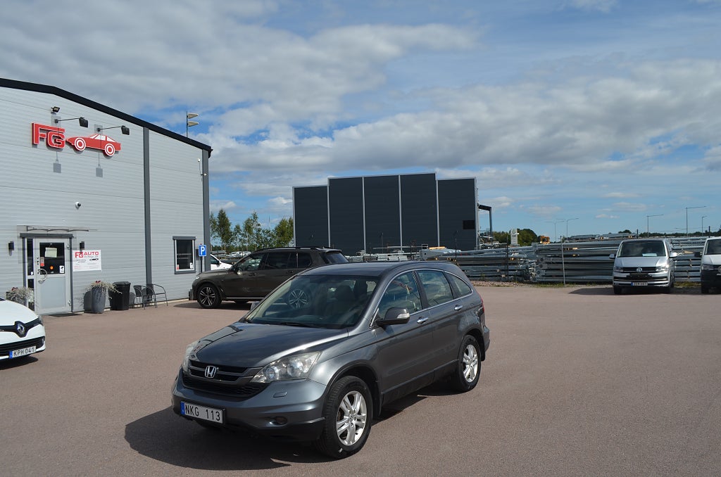 Honda CR-V 2.2 i-DTEC 4WD Elegance Drag M-Värmare Nybesiktigad