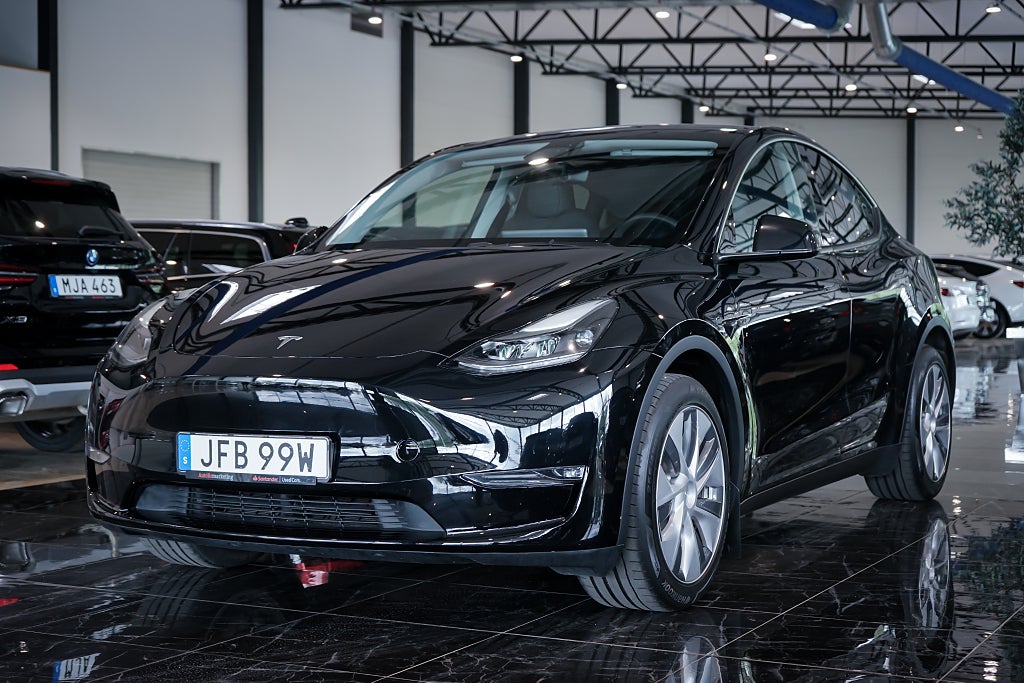 Tesla Model Y Long Range AWD 514HK Glastak Kamera Dragkrok