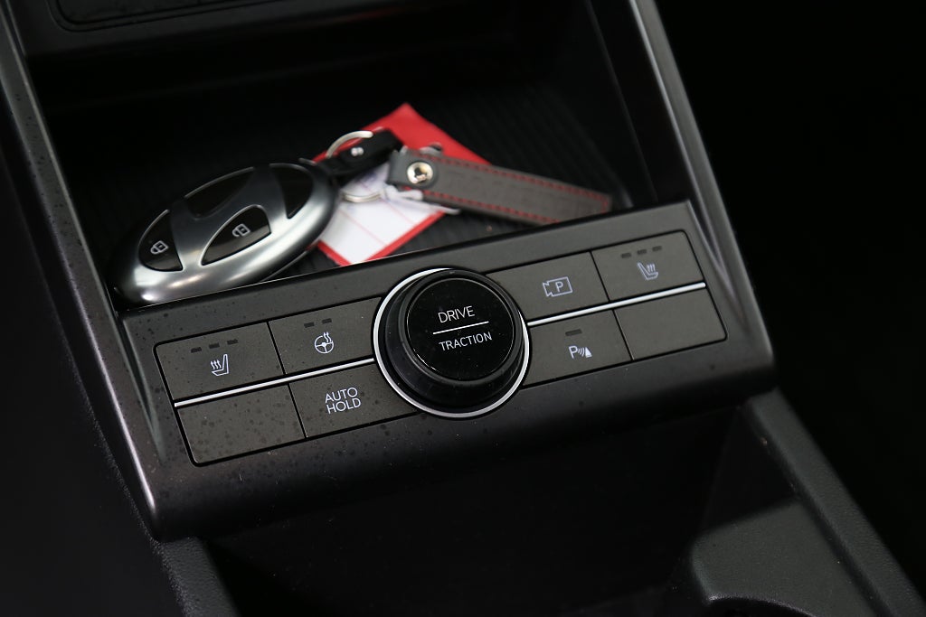 Hyundai Kona 1,0 T-GDI 120hk Essential Aut Navi CarPlay Dragkrok