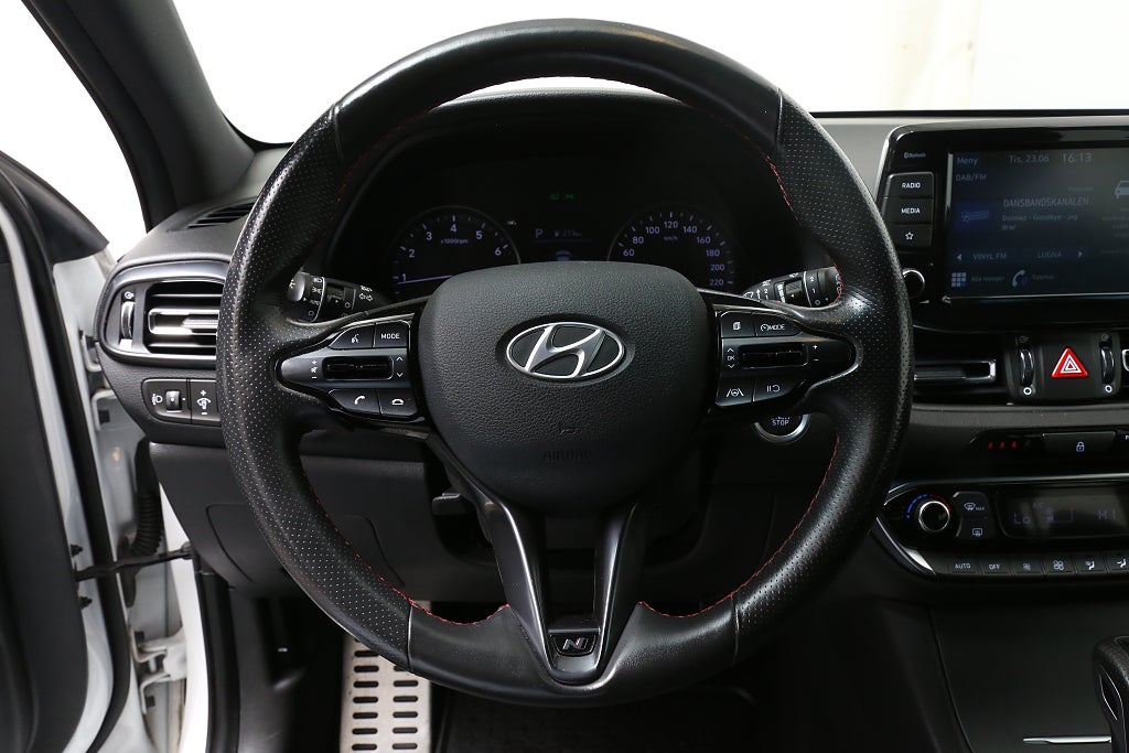 Hyundai i30 1,5 T-GDI MHEV 159hk N-Line Aut Kamera CarPlay Keyless 2021