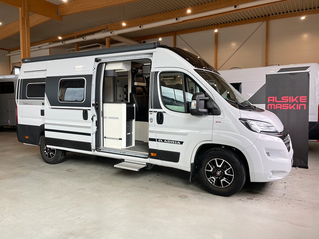 Twin Supreme 640 SLB - Adria Twin Supreme 640 SLB / Automat 160hk / B-kort / Solcell