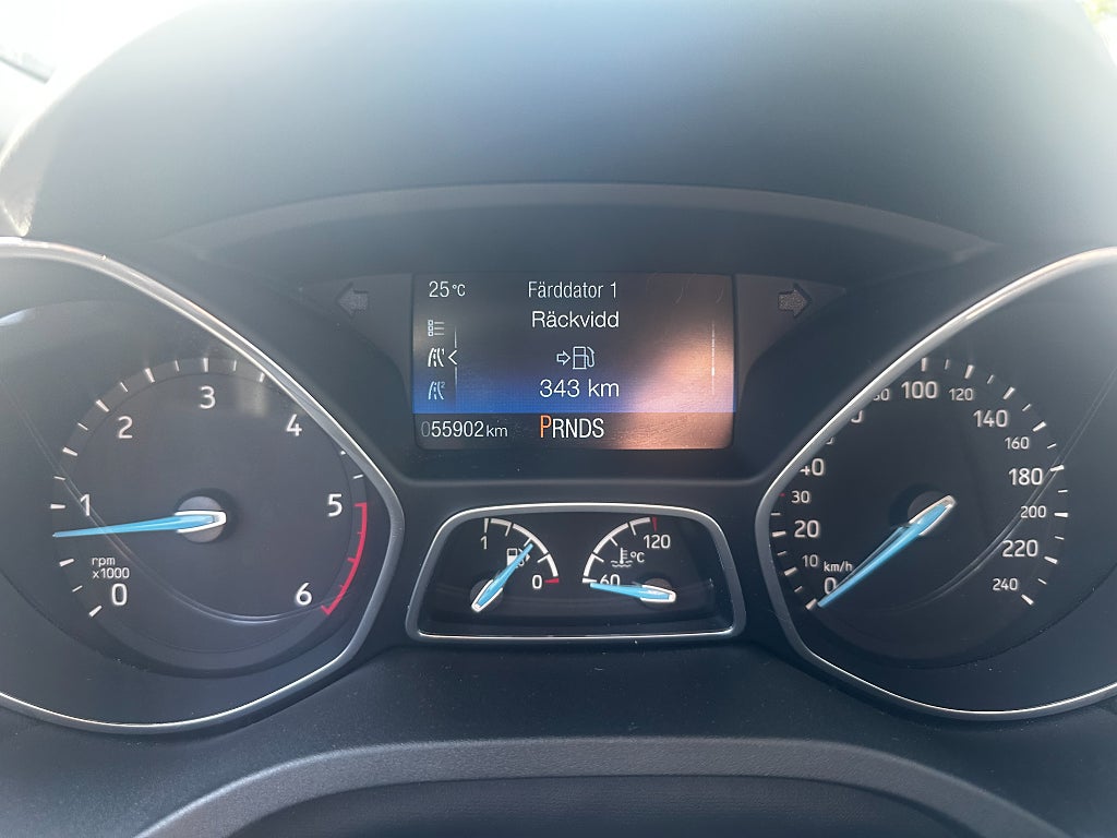 Ford C-Max Titanium - EN BRUKARE - 12 MÅN GARANTI