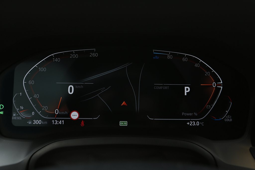 BMW 320 d xDrive Touring M-Sport Aut Drag HiFi B-kam Värmare 2021