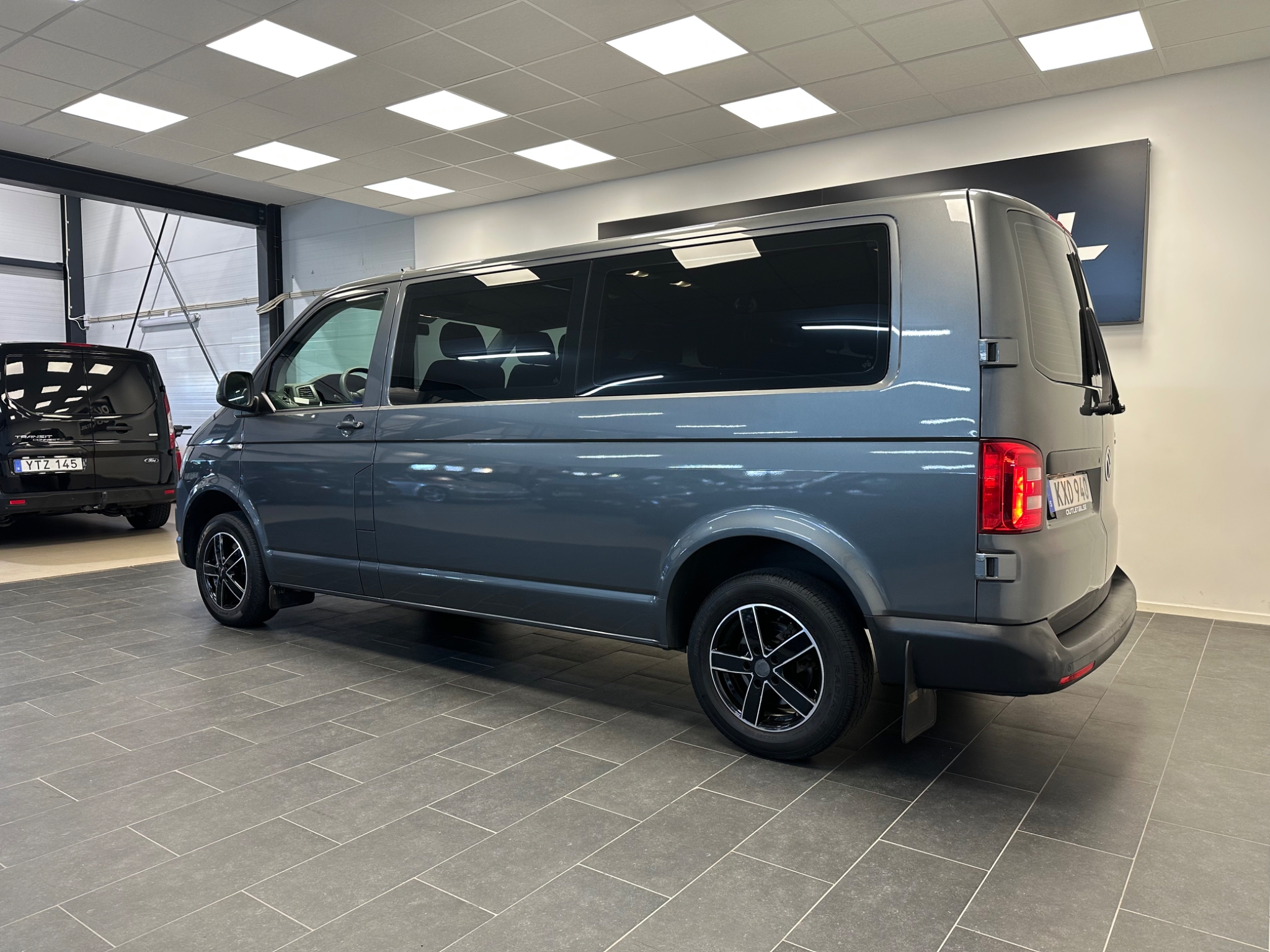 Volkswagen Caravelle 2016, bild 4/10