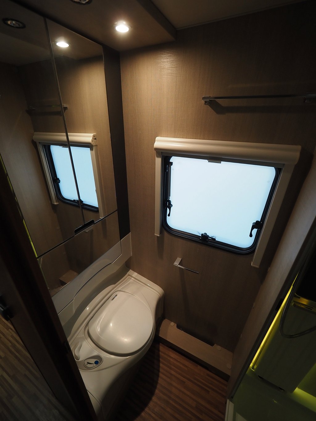 Adria Adora 563 PT Barnkammarvagn Alde 2014