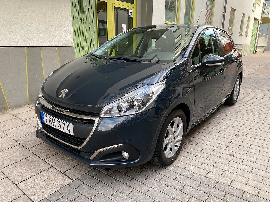 Peugeot 208 5-dörrar 1.2 VTi Euro 6 Fullservad Låg-skatt