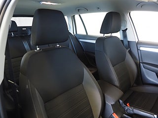 Kombi Skoda Octavia 12 av 24