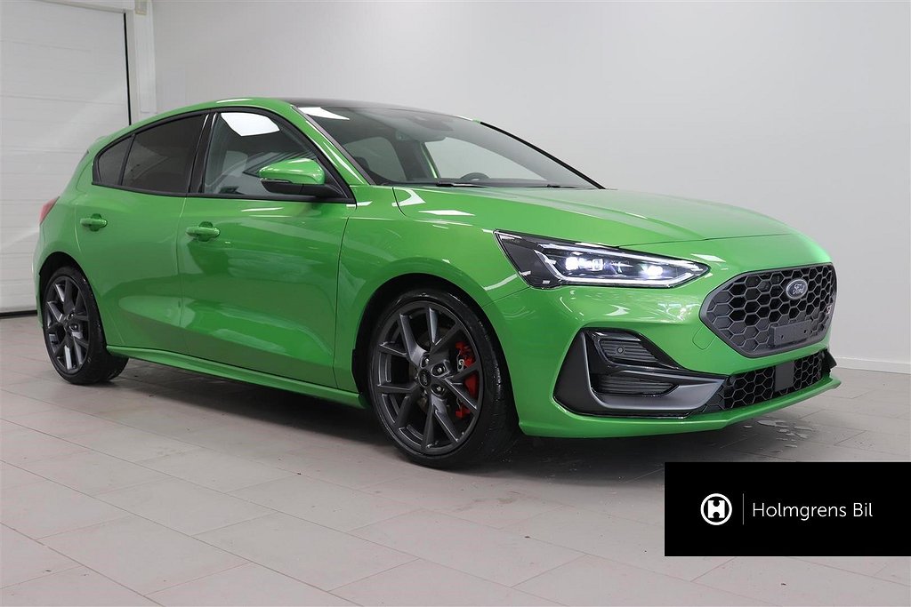 Ford Focus ST X 2.3T EcoBoost 280hk Edition 7at