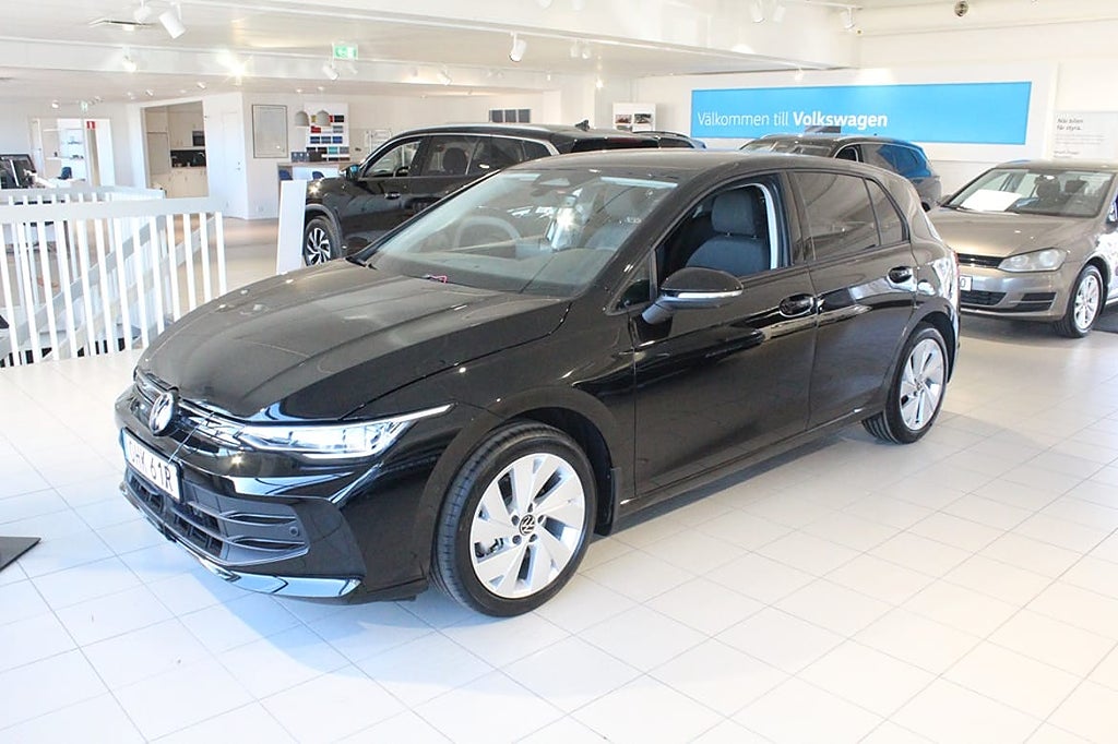 Volkswagen Golf Life 1,5 eTSI 150HK DSG7