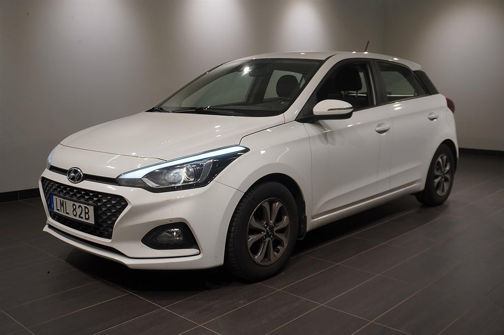 Hyundai i20 1.2 Trend 84hk B-Kamera CarPlay Rattvärme