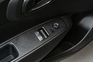 Halvkombi Hyundai i10 10 av 23