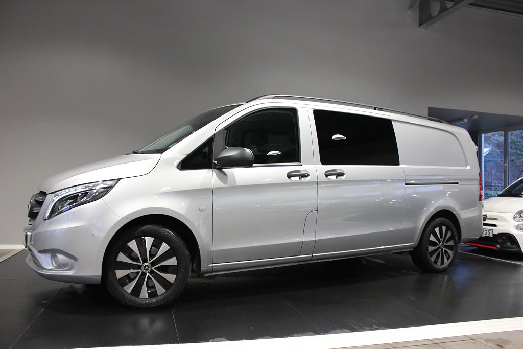 Mercedes-Benz Vito Mixto 119 4x4 X-Lång Värm Drag Navi Skinn Skjutdörr x2
