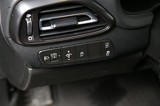 Halvkombi Hyundai i30 14 av 26