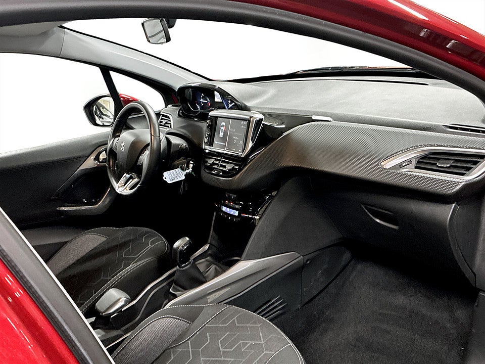 Bild på Peugeot 2008 Active 1.2 PT 82hk P-SENSORER BAK BLUETOOTH