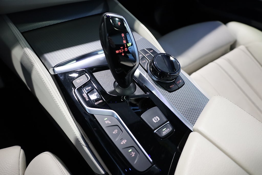 BMW 640 i xDrive GT M Sport Pano H/K 360° Navi HUD Keyless 2019