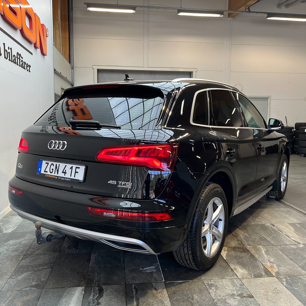 Audi Q5 4,99% 45 TFSI Q Proline Apple Carplay Dragkrok Värmare