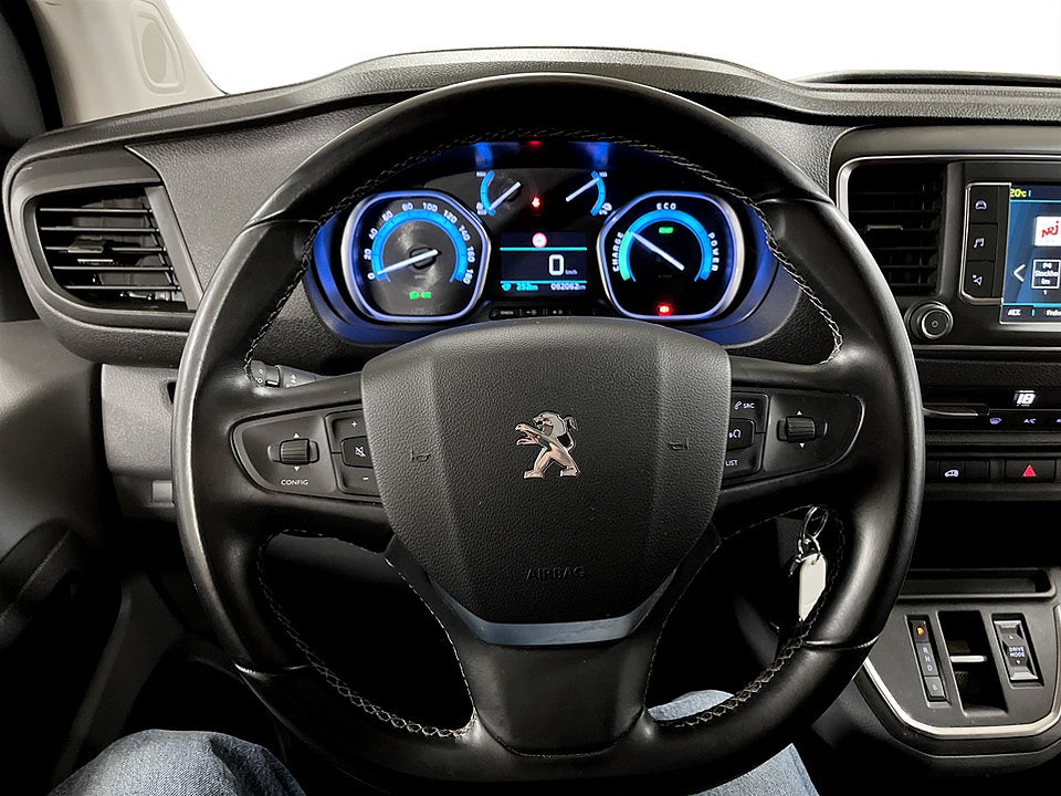 Bild på Peugeot e-Expert PRO+ 75kWh 136hk Aut L3 B-KAMERA NAVI