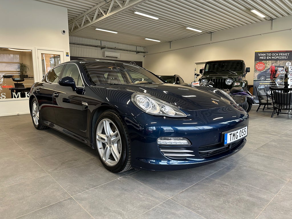Porsche Panamera 4S PDK En ägare Ventilerade säten Luftfjädring SE SPEC