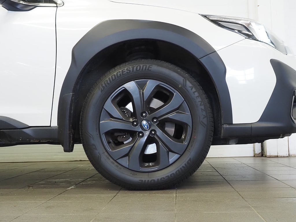 Subaru Outback 2,5i 169hk XFuel Field AWD Aut Motorv Dragkrok