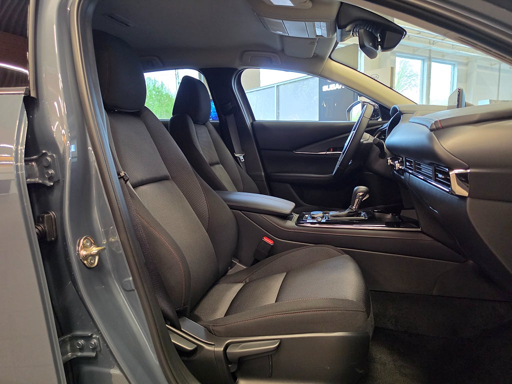 Mazda CX-30 2.5 e-SKYACTIV-G Aut / Homura / Backkamera / HUD