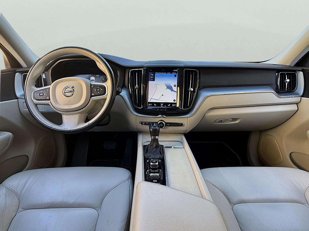 Volvo XC60 T5 AWD Geartronic Momentum Pro Edition* 12 mån garanti* - miniatyr 11
