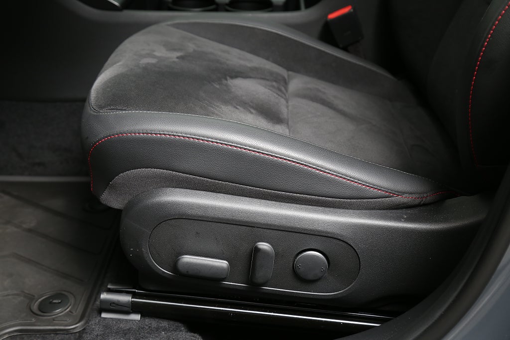 Hyundai Kona Fullhybrid N-Line | 360 kamera | Elstol |Navi | 2025