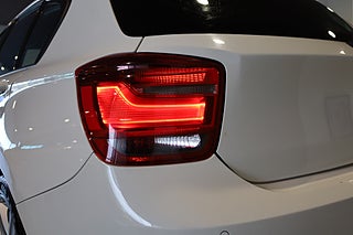 Halvkombi BMW 116i 13 av 27