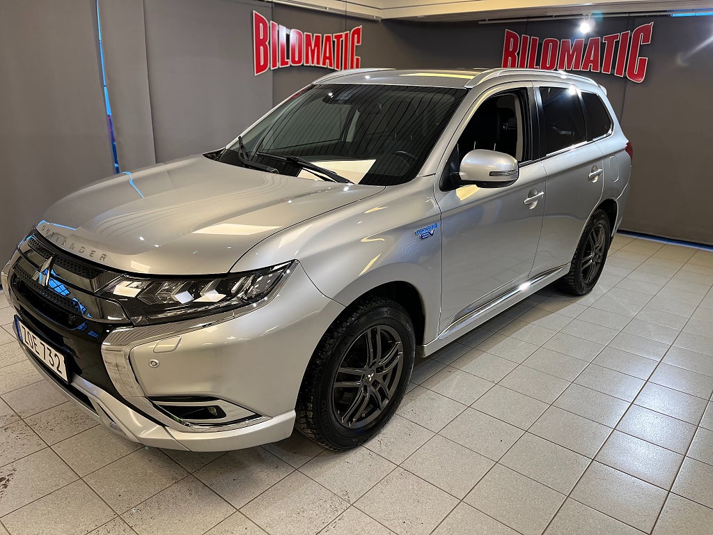 Mitsubishi Outlander PHEV CVT Aut Comfort 2,4 224HK 4WD Drag V-Hjul 