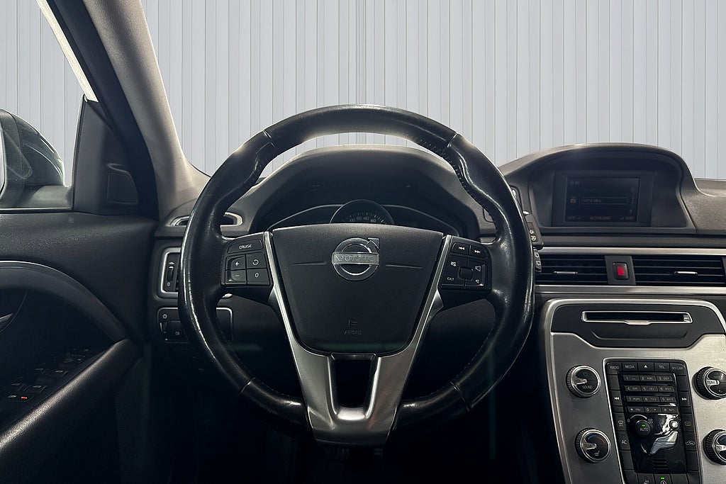 Volvo V70 2015