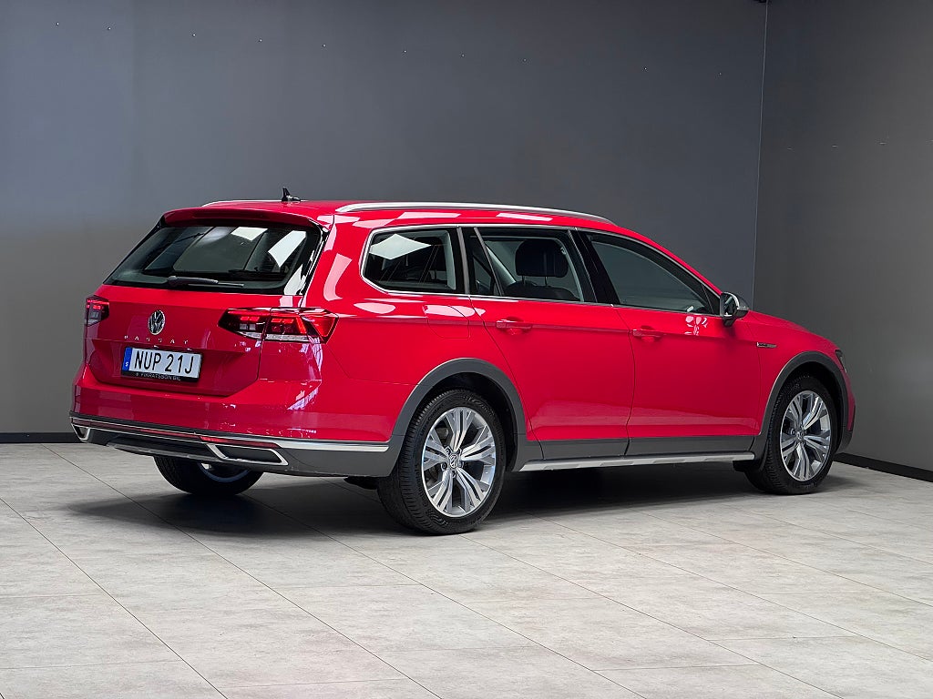 Volkswagen Passat Alltrack 2020 - miniatyr 2