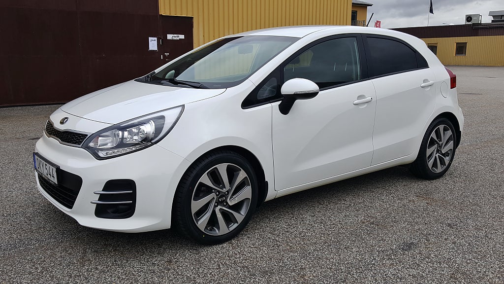 Kia Rio 1.2 84hk Special Edition Backkamera Navi 2875 mil