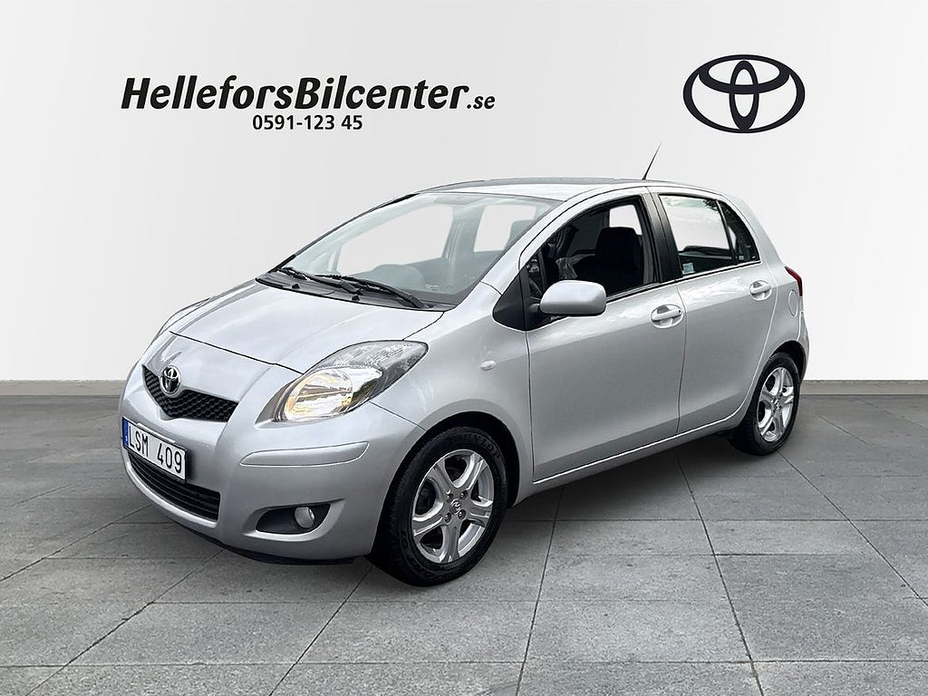 Toyota Yaris 1,33 100hk Backsensorer Vinterhjul