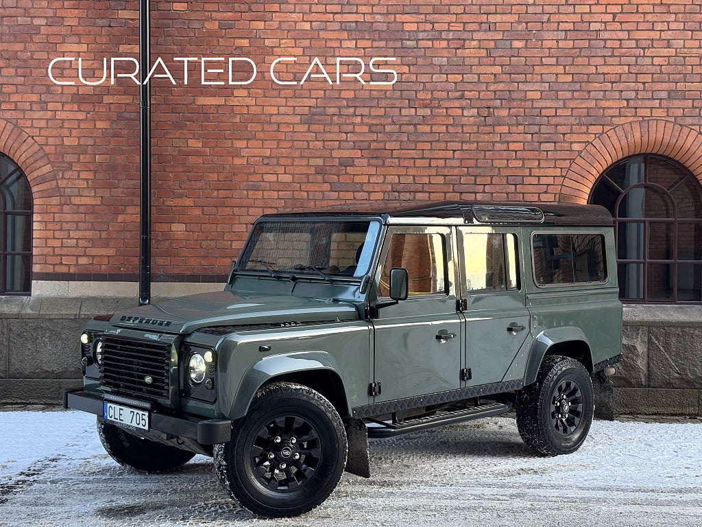Land Rover Defender 110 Kombi 2.4 TD4 Moms / 1 ägare / Keswick green / AC