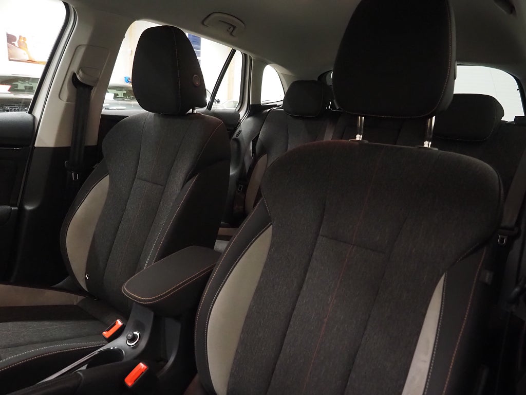 Skoda Scala 1.0 TSI 110hk Style Dragkrok Backkamera Adaptiv Farth 2023